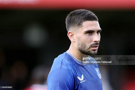 sports station|Everton: Maupay responds to fans who verbally abused players.